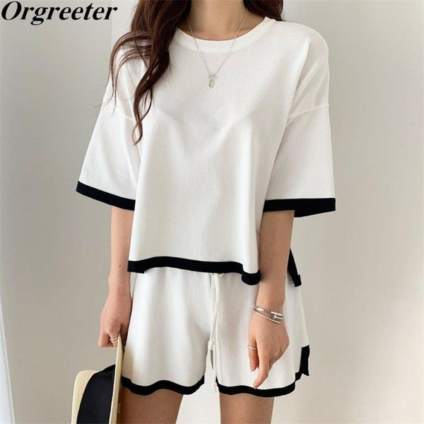 

chic korean summer simple thin soft knitted tracksuit women o-neck short sleeve pullover and shorts two piece set 210602, White