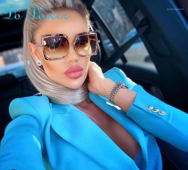 

modern retro sunglasses upscale ladies ins wind joker trend uv400, White;black