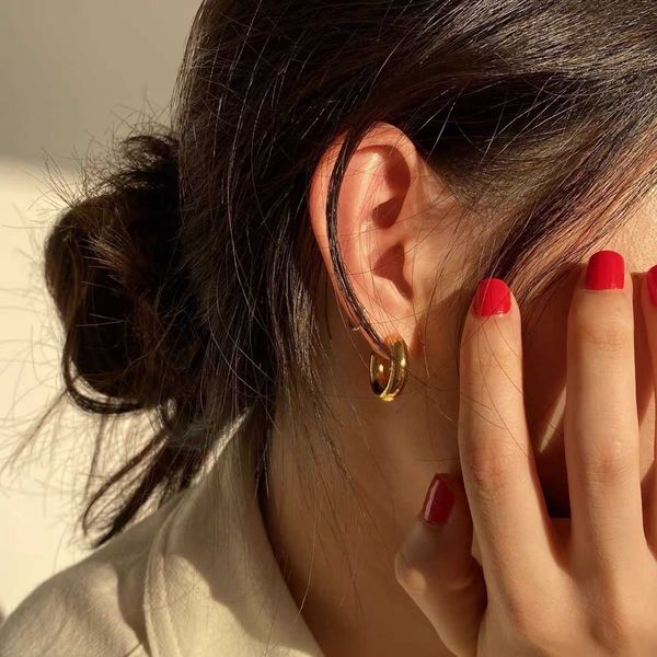 

33 high color plated gold and silver thick c-type s925 silver needle simple personality earrings female e4-7