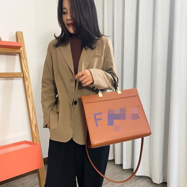 

letter f women's large capacity d business commuting hand di one shoulder messenger bag