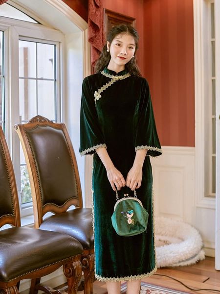 

fall/winter art retro green velvet modified cheongsam dress chinese style ethnic clothing, Red