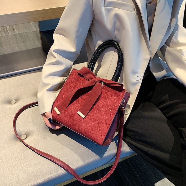 

temperament autumn winter 2019 new ribbon messenger bag hand leisure small square diana women's
