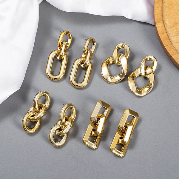 Moda Luxo Golden Chain Charme Quatro Estilos Correntes Design Brincos Acrílicos Com Dourada Cores 4 Opcional Atacado