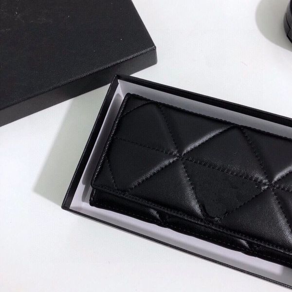 

fashion long wallet 21 new card package designer letter advanced texture trend men and women wallet bags wf2012173, Red;black