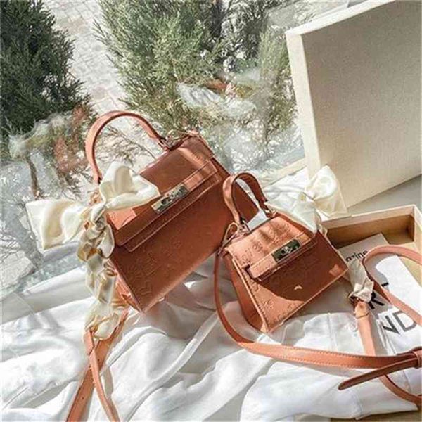 

simple and atmospheric women's 2021 new versatile net red single n shoulder messenger fashion portable bag