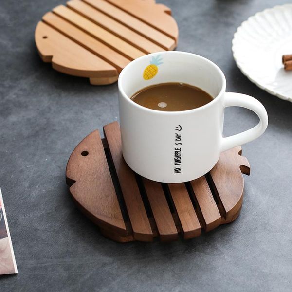 

mats & pads japan style fish shape wooden kitchenware pad creative heat-resistant anti-scalding non-slip table mat home decoration