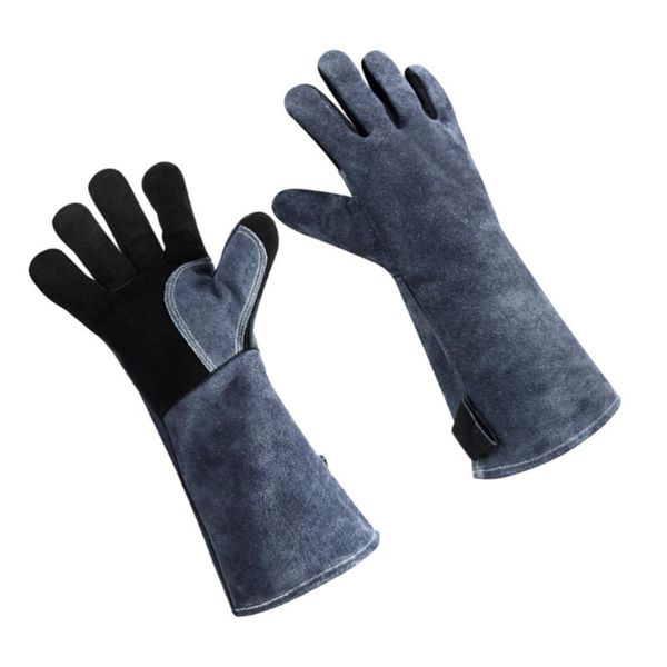

pair heat resistant gloves fire-resistant leather oven mitts