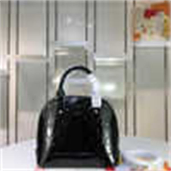 

handles brand designer luxury bags m91606 m4030 patent shoulder leather series shell bag cross female bag handbags totes iconic body bag