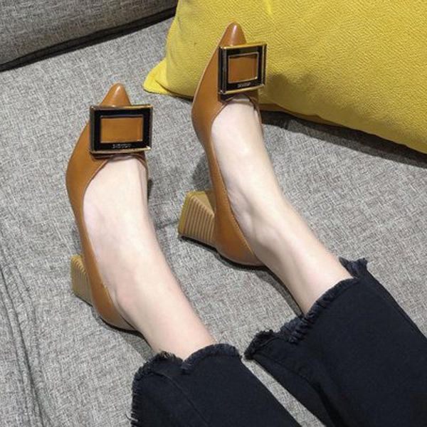 

dress shoes women's spring 2021 high heel, thick pointed toe and fashionable square buckle, Black