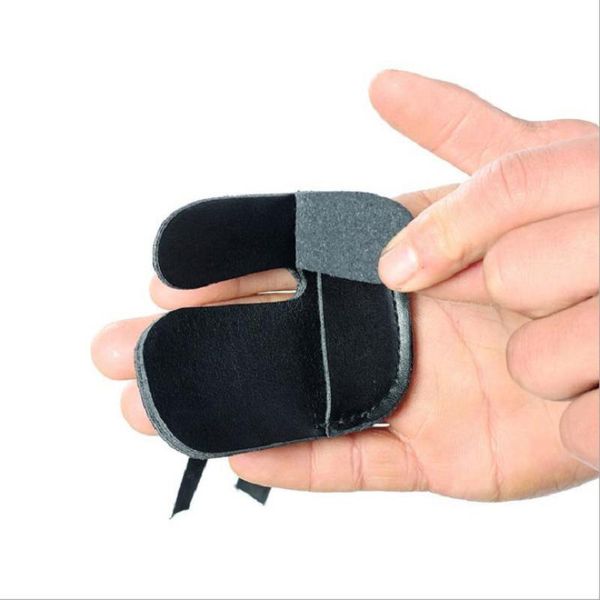 

elbow & knee pads traditional recurve sports protective gear leather finger cots straight pull bow shooting and archery, Black;gray