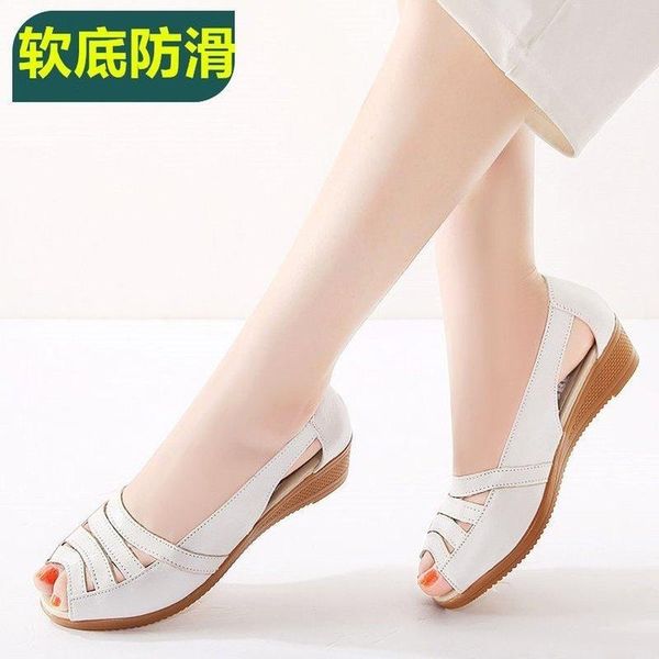 

sandals summer soft sole mother fish mouth middle-aged and elderly leather shoes flat single women's, Black
