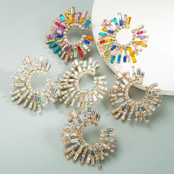 

elegant color crystal geometric stud earring temperament round statement earrings girls party jewelry, Golden;silver