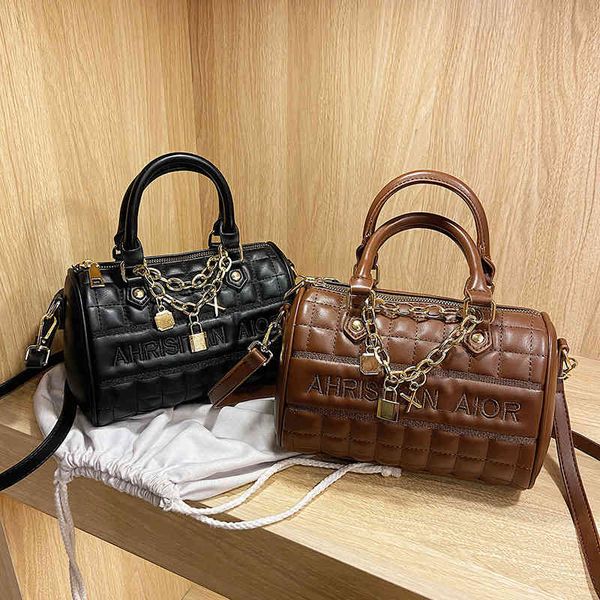 

luxury handbags female 2021 spring new medieval pillow bag embroidery boston fashion one shoulder messenger bag