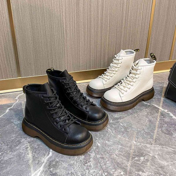 

2021 thick bottom tube martin spring and autumn british style ins lace up chimney short women's leather boots, Black