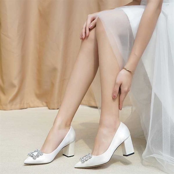 

wedding shoe pumps bride white satin thick 5cm fat heels wedge pregnant princess crystal personal customize 211029, Black