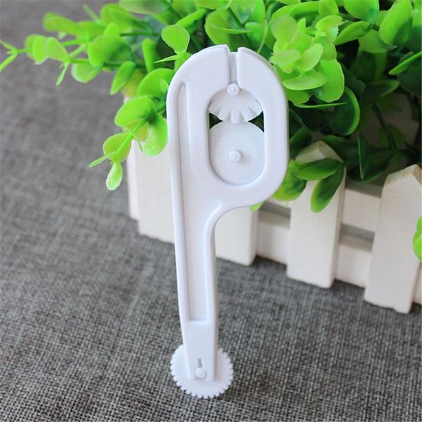 

plastic diy pastry cutters cake/cookie/buscuit cutter roller lace press embosser sugar craft fondant decorate knife tools baking &