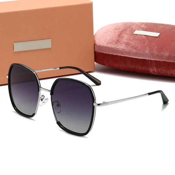 

trendy polarized sunglasses women's metal box ultra light glasses net red round face thin, White;black