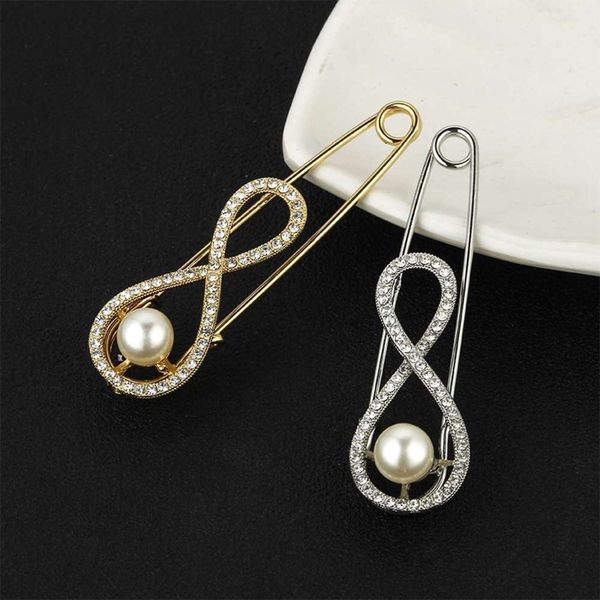 

new diamond alloy pearl brooch personalized 8-character pin clothing, Gray