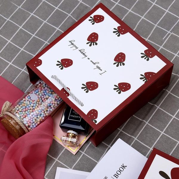 

christmas decorations 10pcs/lot strawberry pattern gift bags english print shopping bag birthday wedding marriage candies packaging