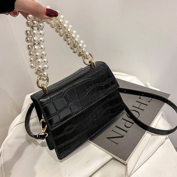 

pearl women's fashionable single shoulder bag in spring and summer of 2021