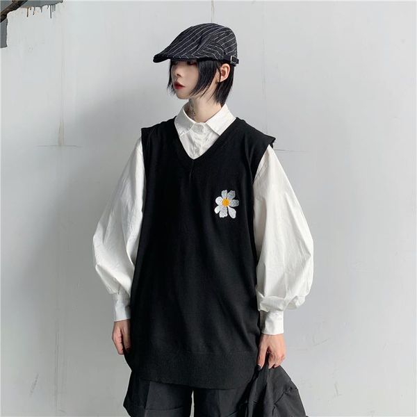

men's vests korean chic v-neck sleeveless men women knitted vest oversize embroidery flower knitwear pullovers harajuku autumn sweater, Black;white