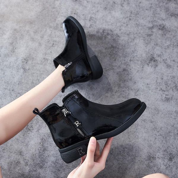 

boots women's 2021 short autumn and winter shoes round head leather, Black
