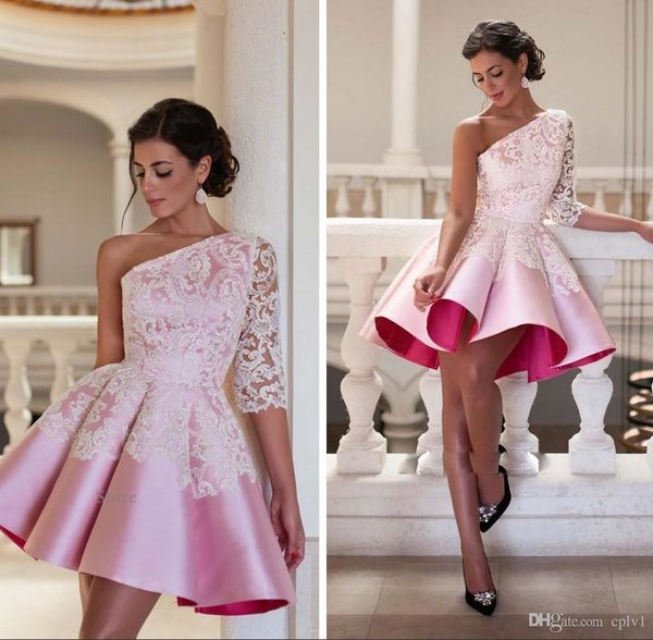 Abiti da damigella d'onore corta One Spalla Pink Cocktail Dress Elegante Pizzo Party Gown Homecoming Sexy Ginocchio D'aria Robe de Soiree