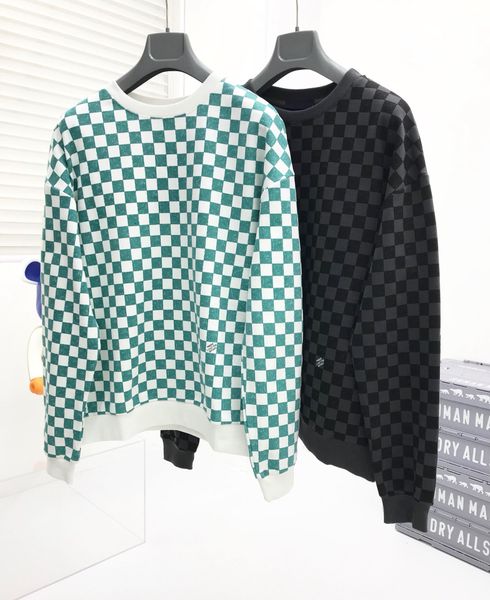 

2020ss spring and summer new high grade cotton printing short sleeve round neck panel t-shirt size: m-l-xl--xxxl color: black white vvc45