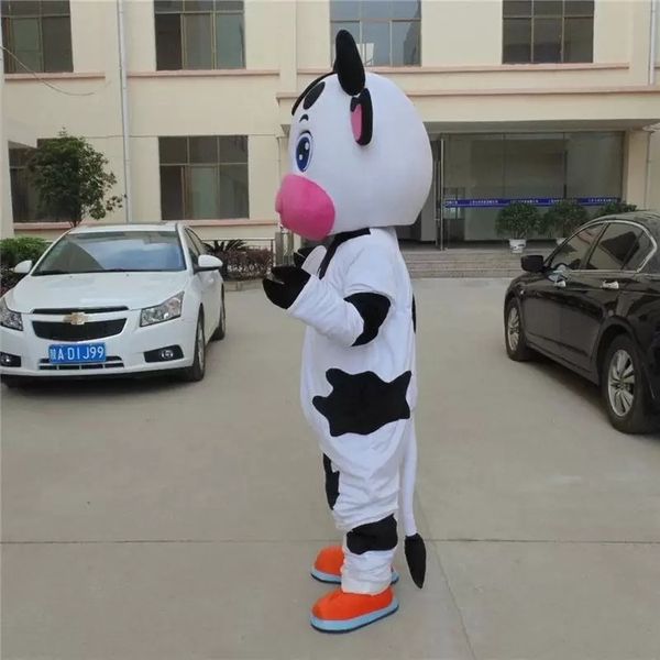 

2022 new cute cattle mascot costume halloween christmas cartoon character outfits suit advertising leaflets clothings carnival adults outfit, Red;yellow