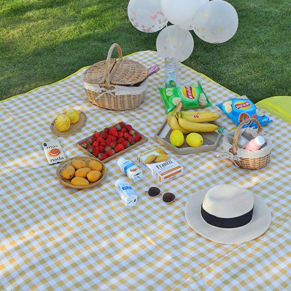 

outdoor pads modern simple lattice pattern rectangular beach mat picnic pvc waterproof adhesive layer portable handle