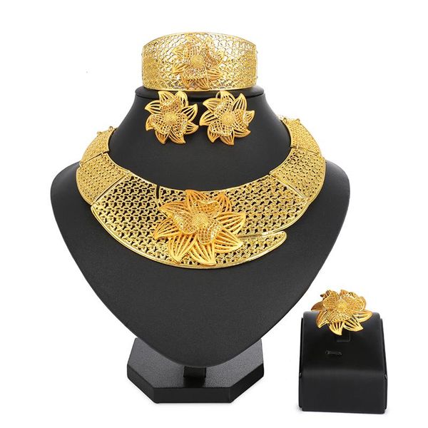 Orecchini Collana Longqu Fashion African Women Costume Jewelry Set Nigeriano Wedding Designer Dubai Gold Bridal Wholesale