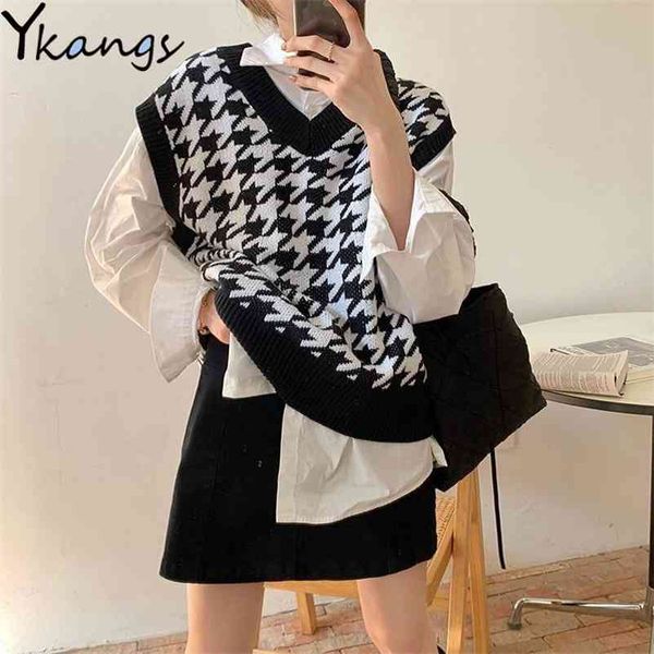 

harajuku vintage plaid sweater vest women fashion knitted pullovers korean loose female black white waistcoat chic 210421
