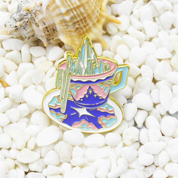 

personalized and creative warm coaster slowly melts the solidified liquid cup and heats up trend of design alloy brooch, Gray
