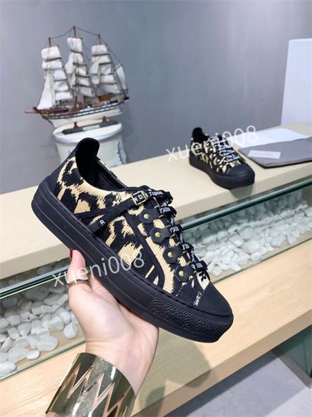 

sneakers for men suede mens leather skates shoes women skate chaussures girls skateboard womens sneaker casual rx211115, Red;white