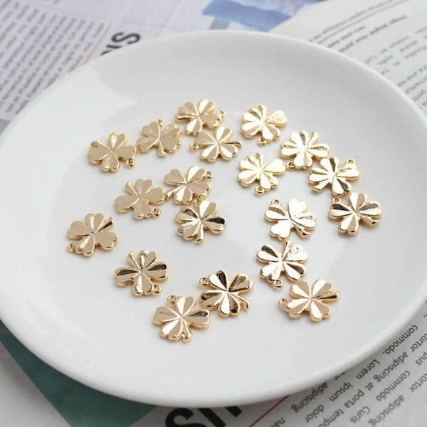 

14k gold wrapped pendant with four leaf clover style band ring 15 * 17mm color preserving diy handmade necklace collar accessories, Black