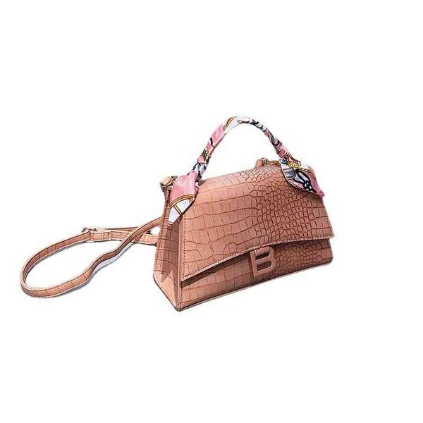 

purse your women's bag should be changed into an elegant . it's and stylish. a one shoulder pu one shoulder bag