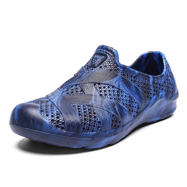

2021 arrival sandals men women classic sandy beach hole shoes lady gentlemen breathable and lightweight slippers soft bottom, Black
