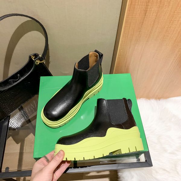 

designer's new high-quality fashion women's short boots, bright colors, comfortable and wear-resistant, Black