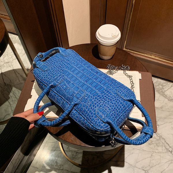 

advanced c-rocodile pattern large capacity bag women's 2021 new fashion versatile messenger net red minority handbag