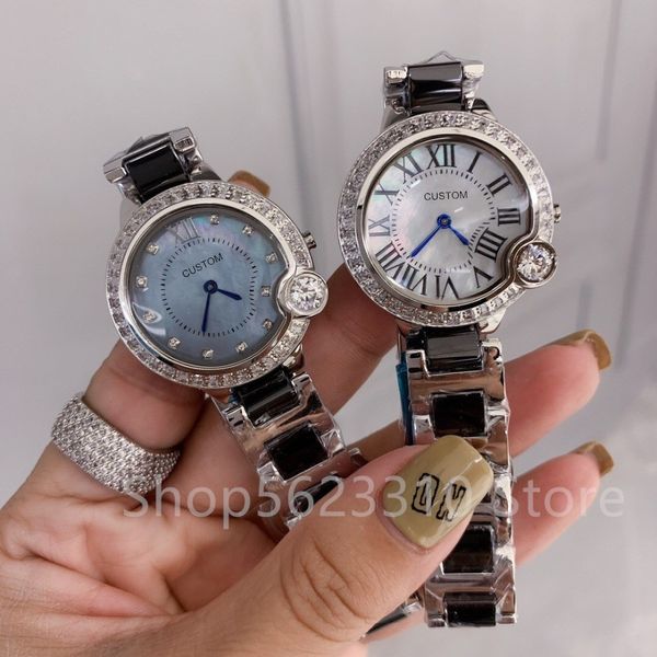 Orologio da polso al quarzo con strass di marca di moda da 32 mm in acciaio con ore romane Orologio da donna in ceramica bianca Orologi con quadrante in conchiglia fine