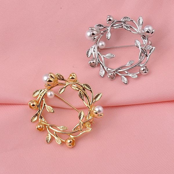 

personalized wreath brooch advanced sense versatile pin fashionable and popular temperament versatile coat accessories, Gray