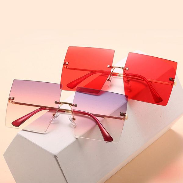 

sunglasses doisyer 2021 the women's glasses fashion trend is rimless, White;black