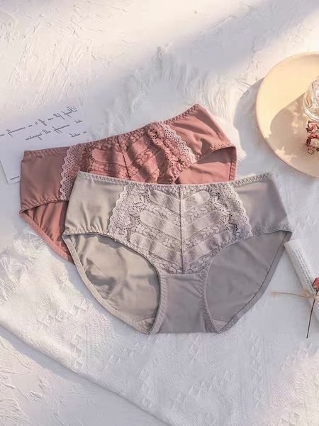 

lace underwear women's pure cotton modal crotch comfortable pants mid waist summer thin breathable triangle shorts new, Black;pink