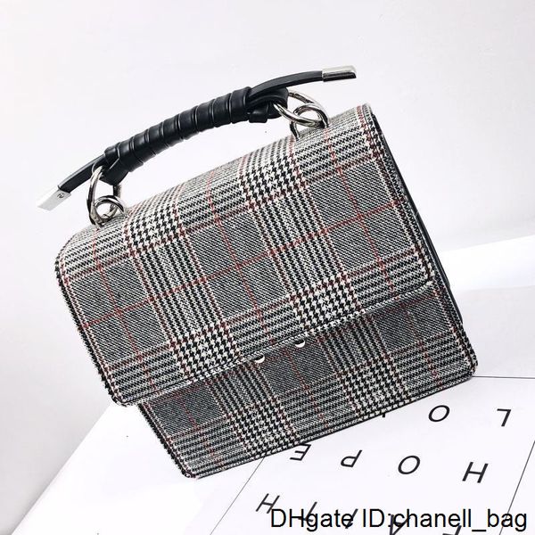 

2020 elegant2019 ge zi wool grain chain small square summer clasp woman single shoulder package oblique satchel