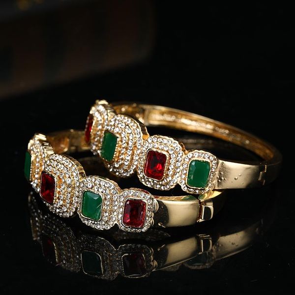 

bangle unique design of middle eastern women color artificial diamond bracelet, open buckle alloy wholesale arab jewelry, Black