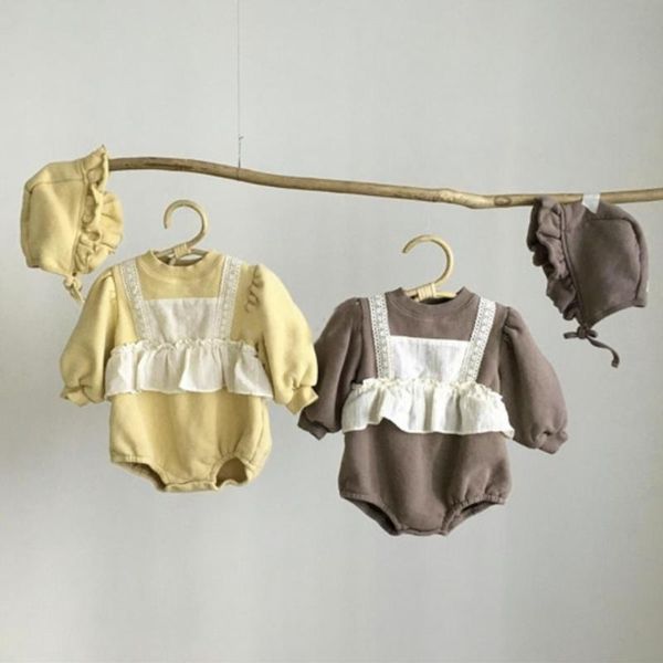 Primavera New Fleece Ruffle Baby Girl Body Cute Lace Comodo caldo principessa tuta Baby Girl vestiti con cappello 210413