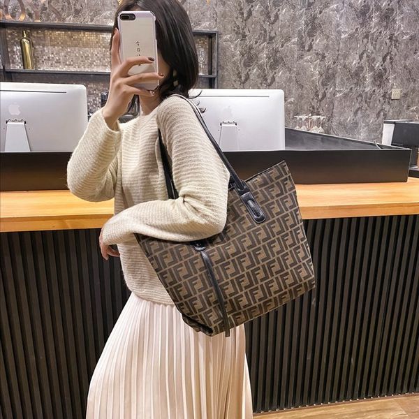 

letter 2020 new fashion net red high capacity tote fashion shoulder bag foreign style bag