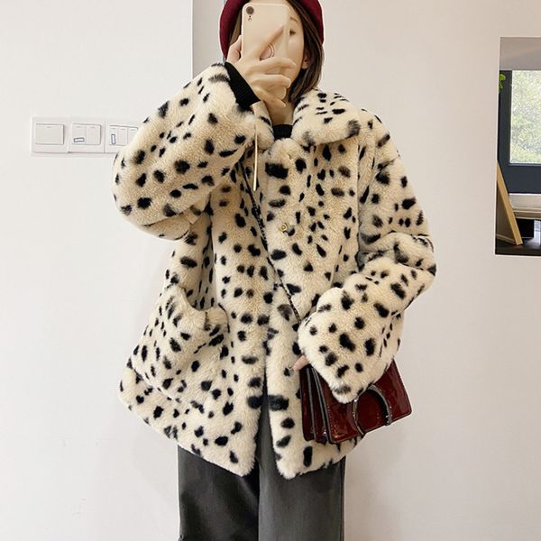 

stage wear autumn winter leopard faux fur coats women turn down collar short woman jacket plush coat pocket loose thicken warm fem, Black;red