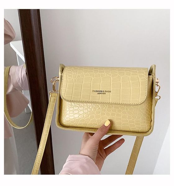

evening bags high-end texture bag female 2021 trend fashion wild one-shoulder messenger underarm small purses and handbags