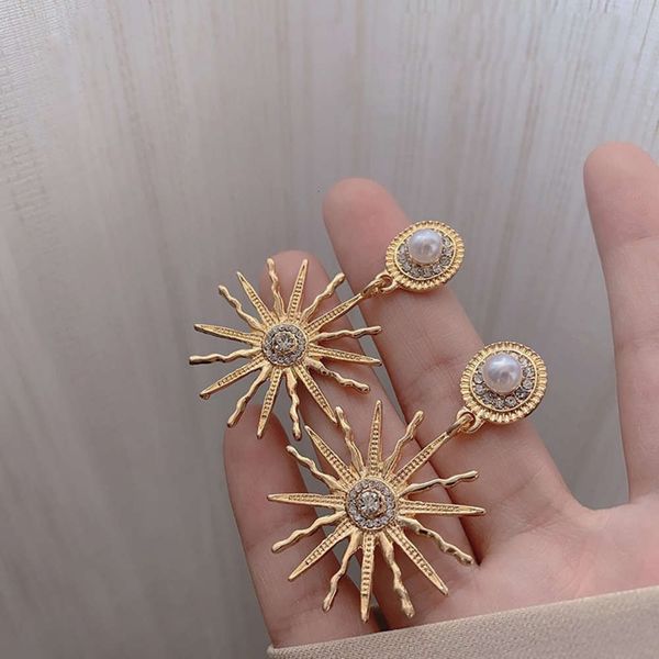 

earrings s925 silver needle earrings female korean net red fashion zircon exquisite sun earrings exaggerate atmosphere, Golden